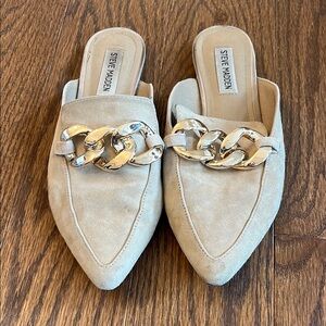 Steve Madden Fleur Sand Beige Mules with Gold Chain